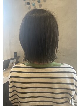 エッジ ヘア メイク(edge hair +make) 切りっぱなしボブ/顔周りレイヤー