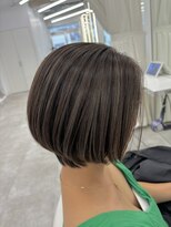 ブラウン(Brown)&nbsp;ハイライトショートボブ