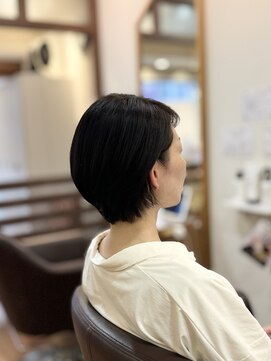 フリージア(freesia) ショートカット/耳かけショート/ナチュラルブラウン/freesia