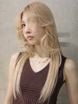 キャロルガーデンズ ボコカ 表参道(Carroll Gardens bococa)&nbsp;ブロンド、レイヤーカット