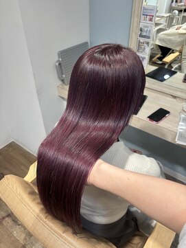 シュシュバイジャガラ 千葉駅北口店(chou chou byJAGARA) ボルドーレッド【chouchou千葉・千葉駅】