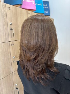 アース 星ヶ丘店(HAIR & MAKE EARTH) ミディアムスタイル