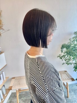 ゴーシェン 稲毛店(Goshen) パラパラ質感のボブ