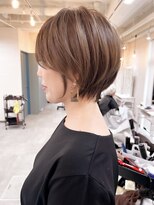 シシ 大宮(She 2.) ショート/ショートボブ/ショートカット/丸みショート/大宮