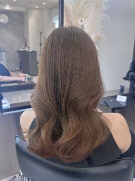 アルドーレフィエロ シンサイバシ(Ardore fiero shinsaibashi) ハニーベージュ/ブリーチなし【小山田繭】20代30代40代