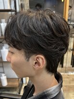 リット(lit.) MEN’S HAIR/サーフカール/刈り上げセンターパート/守谷