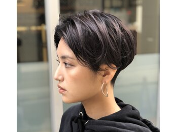 ヴィレッタ(VIRETTA)の写真/大人ショート×ハイトーンで垢抜け！毎日のスタイリングも楽々♪