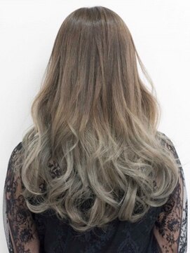 ミーティア バイ クアトロ(Meteor By QUATRO) 【QUATRO】アンティークセピアシルバー