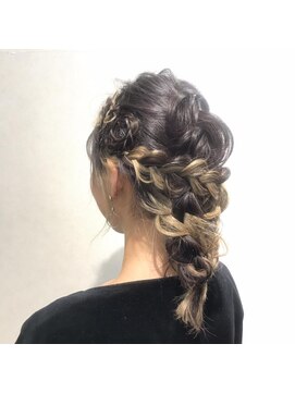 ネオヘアー 京成曳舟店(NEO Hair) 編みおろし×インナーカラー