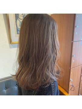 アルマヘアー(Alma hair by murasaki) ◎艶×透明感カラーに柔らかいセミロング◎