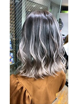 ラフ 難波店(LAFF) #黒髪#ボブルフ#ネビージュ#小顔#ワンレン