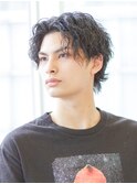 センターパート ツイストスパイラル ミディアムウルフ 2