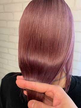 ロマンヤカタ ファース(ROMAN YAKATA fars) 髪質改善 ケアブリーチ 韓国 ピンクカラー @田代6/2