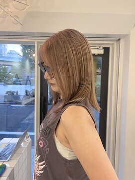 シイ(SIE) ミルクティーベージュ