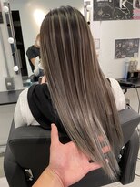 キング 高槻(K!ng) 縮毛矯正髪質改善ハイライトレイヤーカット高槻美容室エクステ
