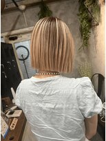 アポロ 横浜駅店(apollo)&nbsp;レイヤーボブハイライトブリーチレイヤーハイトーングレージュ