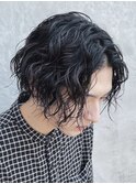 難波ツイストパーマメンズスパイラルパーマフェザーショート色気
