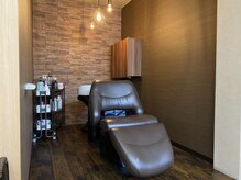 寛げるシャンプーブースで、心地良さも◎