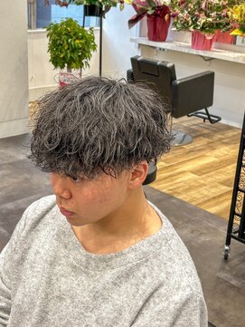 ルーストデラックス 京都河原町三条(ROOST dx) 波巻きスパイラル