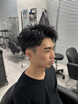 ガオプロデュースバイレボ(gao produced by revo) ビジネスパーマビジネススタイルフェザーショートアップバング柏