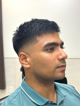 ヨシザワインク プレミアム 築地店(YOSHIZAWA Inc. PREMIUM) 王道フェードスタイル/メンズベリーショート