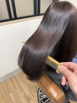 アジュテ(ajouter)&nbsp;カット＋縮毛矯正★触れたくなるシルクのような艶とまとまり