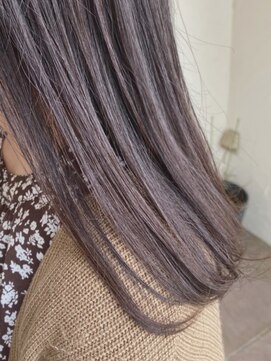 パディントン(Paddington) 透明感☆クリア・アッシュ♪明るめからのイメチェンにオススメ☆