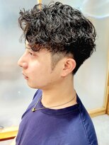 トローノ 栄(TRONO)&nbsp;【TRONO　岩田】ツーブロックマッシュスパイラルパーマ