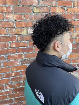 ビハツヤ(BIHATSU-YA) ツイストスパイラルパーマ