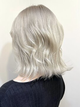 リリー シブヤ(Lilly shibuya) 【Lilly渋谷】#ホワイトアッシュ#ホワイトブリーチ#学割U24#韓国