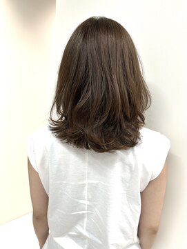 ソルドット バイ オハナ(sol.by ohana) 30代40代50代女性白髪ぼかしハイライトスタイル レイヤー