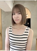 ミルクティーベージュぷつっとボブケアブリーチ 梅田