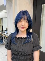 シェノン バイ アランスミシー 表参道(CHAINON by Alan smithee) ネイビーブルー×韓国ハッシュカット