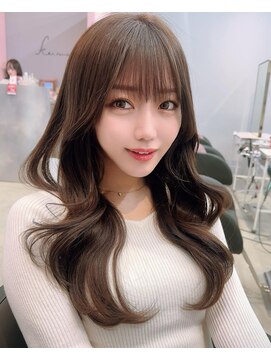クム(kumu) 【kumu】 ロングレイヤー/顔周りカット/栄/名古屋