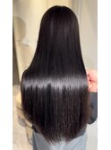 スーパーロングヘアの縮毛矯正
