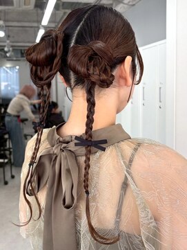 ヘアアレンジ ツインテール 編みおろし ツインテール 20代30代