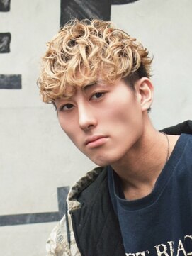 外国人風スペインカール