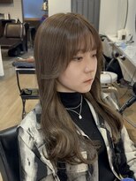 ラック(LUCK)&nbsp;インナーカラー/イヤリングカラー/くすみベージュ/ハイライト