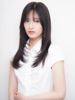 セプト 天神大名(SEPT.) レイヤーカット ワンカール 顔周りカット 暗髪カラー 20代
