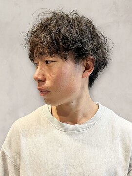 アース オーセンティック 関内店(EARTH Authentic) 波巻きツイストスパイラル 刈り上げ 夏カラー 爽やかパーマ