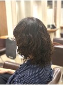 ミディアムウルフレイヤースパイラルパーマウェーブヘア