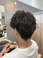 ギーク(Geek)&nbsp;【ツヤ感×無造作束感】ツイストスパイラルマッシュ