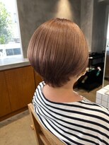 ニーイチイチ(211)&nbsp;ショートボブ/デザインカラー