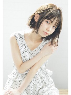 ディッセンバー 渋谷(December) 『December』　透明感たっぷり　外ハネミニボブ