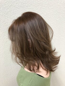 オアシス ガーデン 新越谷店(Oasis GaRDEN) ミルキーベージュ♪