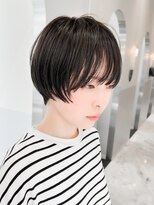 大人可愛い/20代30代40代/黒髪/前下がりショート/丸みショート