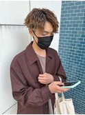 波巻きパーマ 波巻きスパイラル ブリーチパーマ センターパート