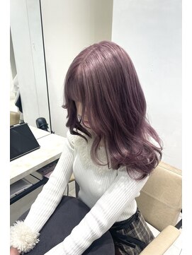 ユーフォリア 池袋東口駅前店(Euphoria) 大人可愛いピンクベージュダブルカラーくびれボブ透明感小顔