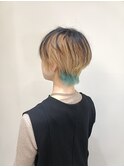 くびれショートヘア