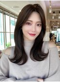 暗髪でも出せるこなれ感フェイスレイヤー×ナチュラルセミロング